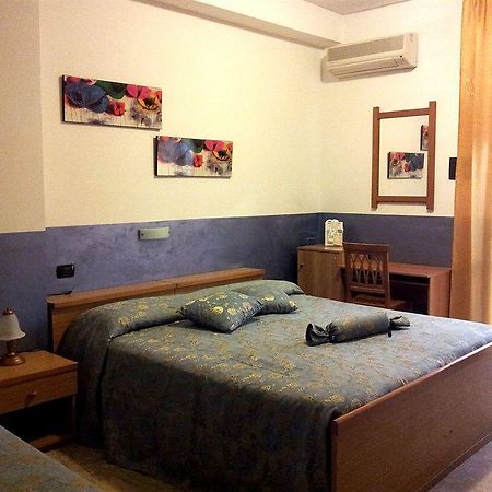 Affittacamere Diavin Vibo Valentia Exterior foto