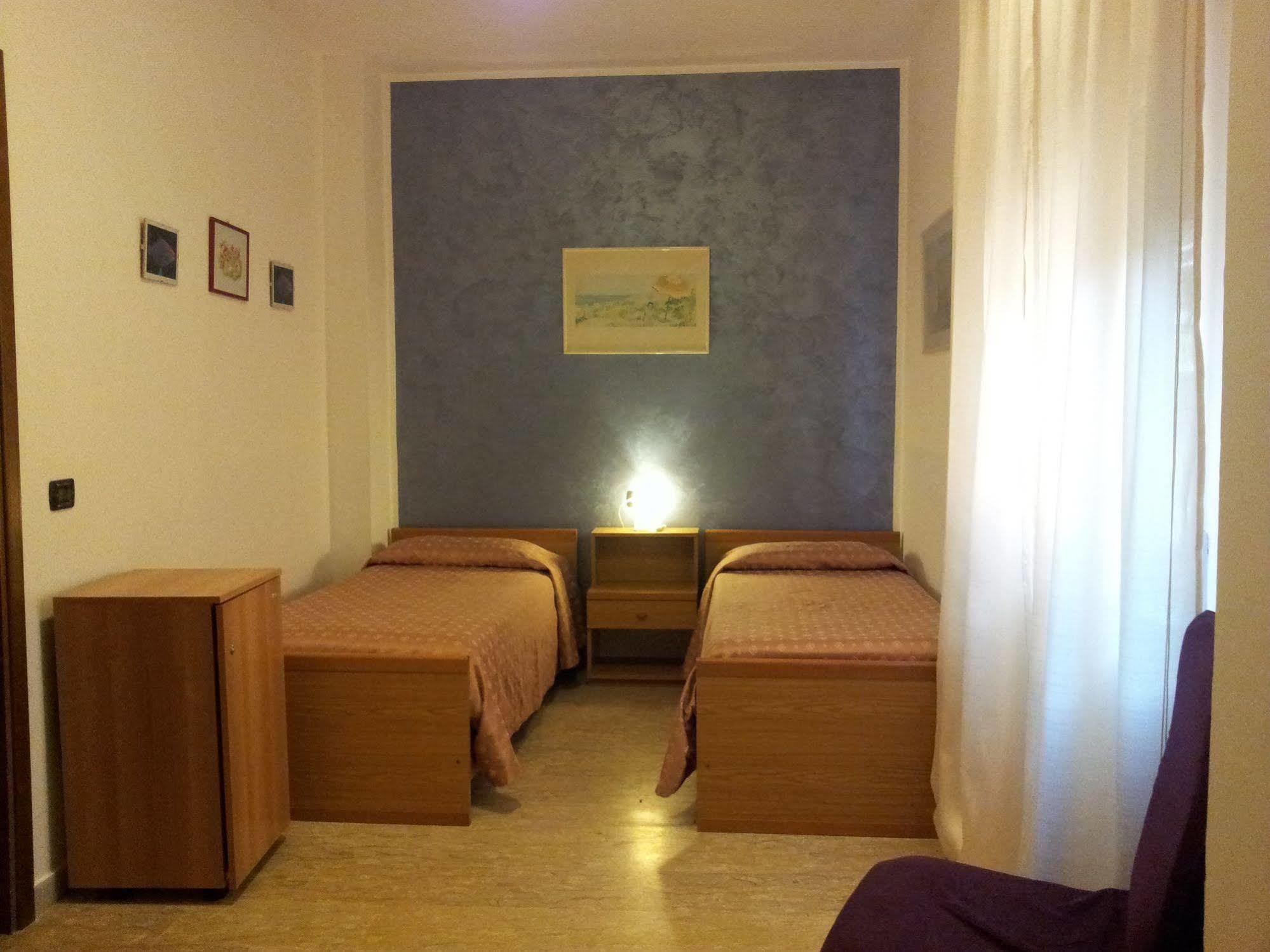 Affittacamere Diavin Vibo Valentia Exterior foto